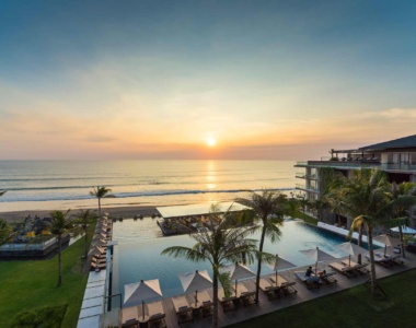 Poolen på Alila Seminyak, Bali