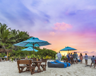BlueSafari-alphonse-beach-bar-14-AnthonyGrote_Alphonse_Island_Seychellerne_Det_Indiske_Ocean