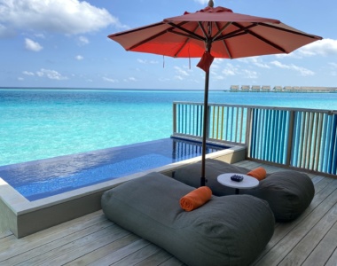 Platinum Over Water Villa med pool på Hard Rock Hotel Maldives, Maldiverne