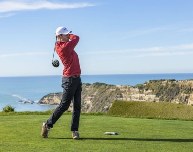 Golf på The Farm at Cape Kidnappers i Hawke's Bay, New Zealand Golf på The Farm at Cape Kidnappers i Hawke's Bay, New Zealand