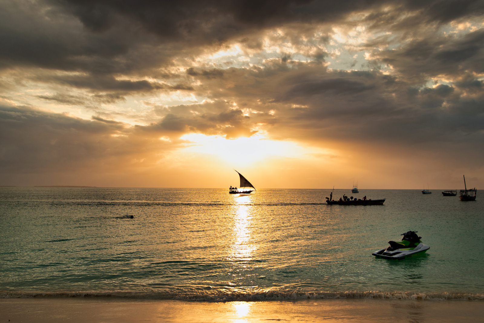 Solnedgang ved Gold Zanzibar Beach House and Spa, Zanzibar