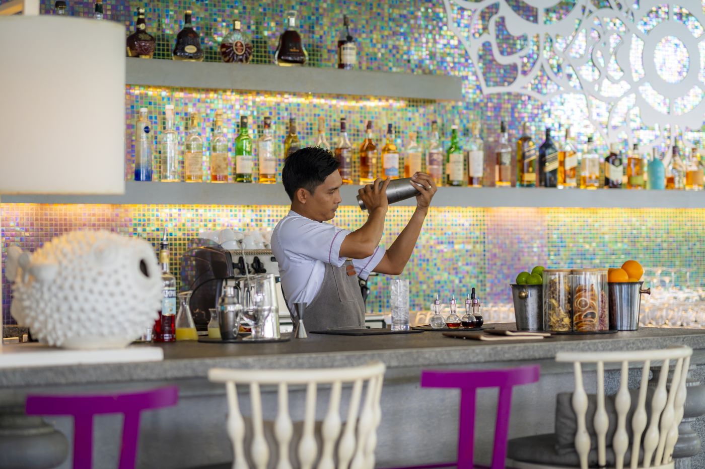 Cosmo Bar på The Nai Harn, Phuket, Thailand