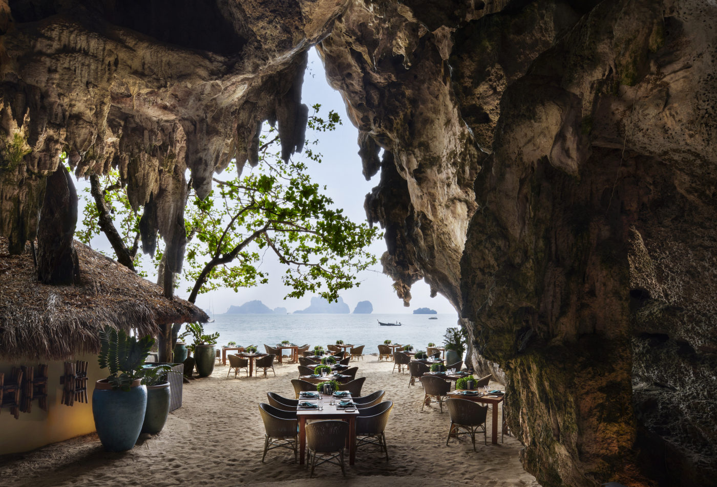 Restauranten The Grotto på Rayavadee, Krabi, Thailand